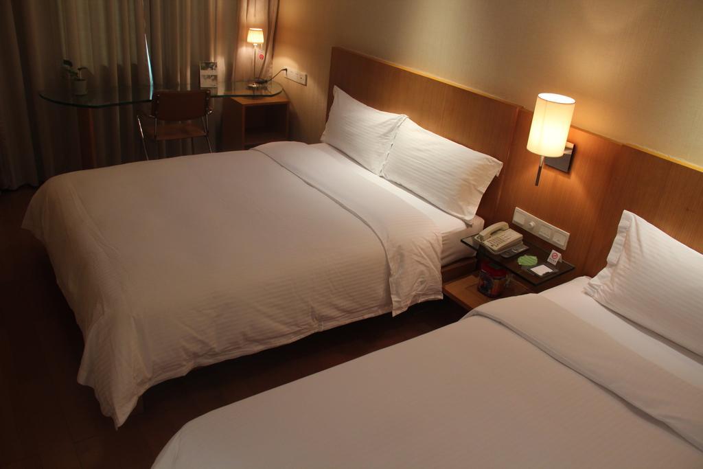 L'Otel Shanghai Bilik gambar